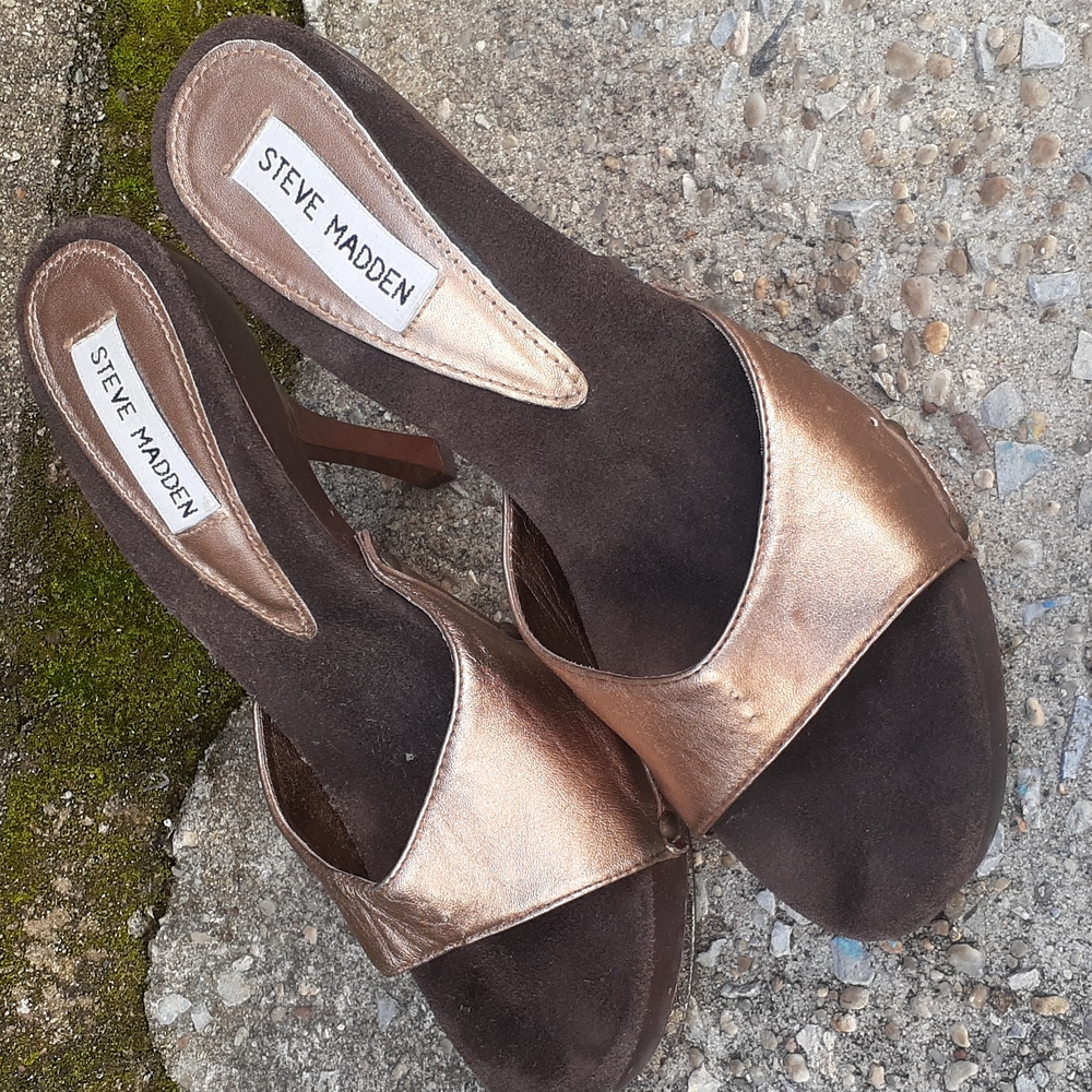 Steve Madden Bronze Mules Narotic 7.5